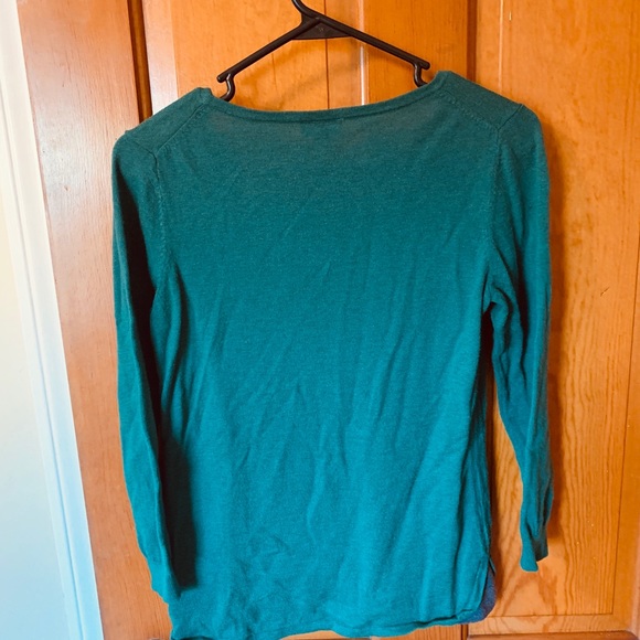 LOFT Green Sweater - Picture 7 of 7
